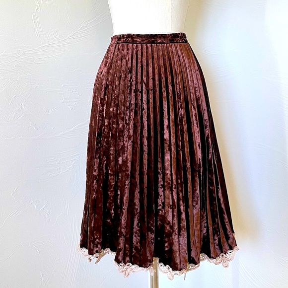213 Dresses & Skirts - 213 | Velvet Brown Pleated Skirt With Lace Trim